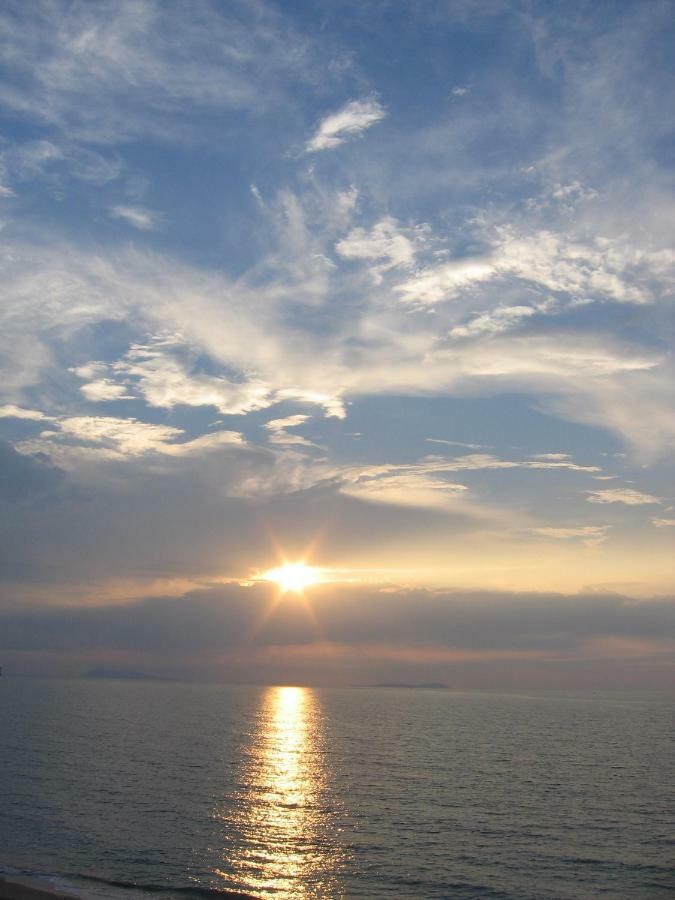 Pelagia Sea Side *